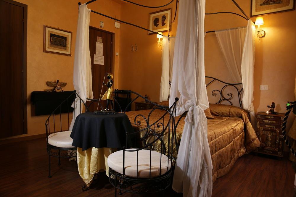 Holidays Rooms Ρώμη Εξωτερικό φωτογραφία